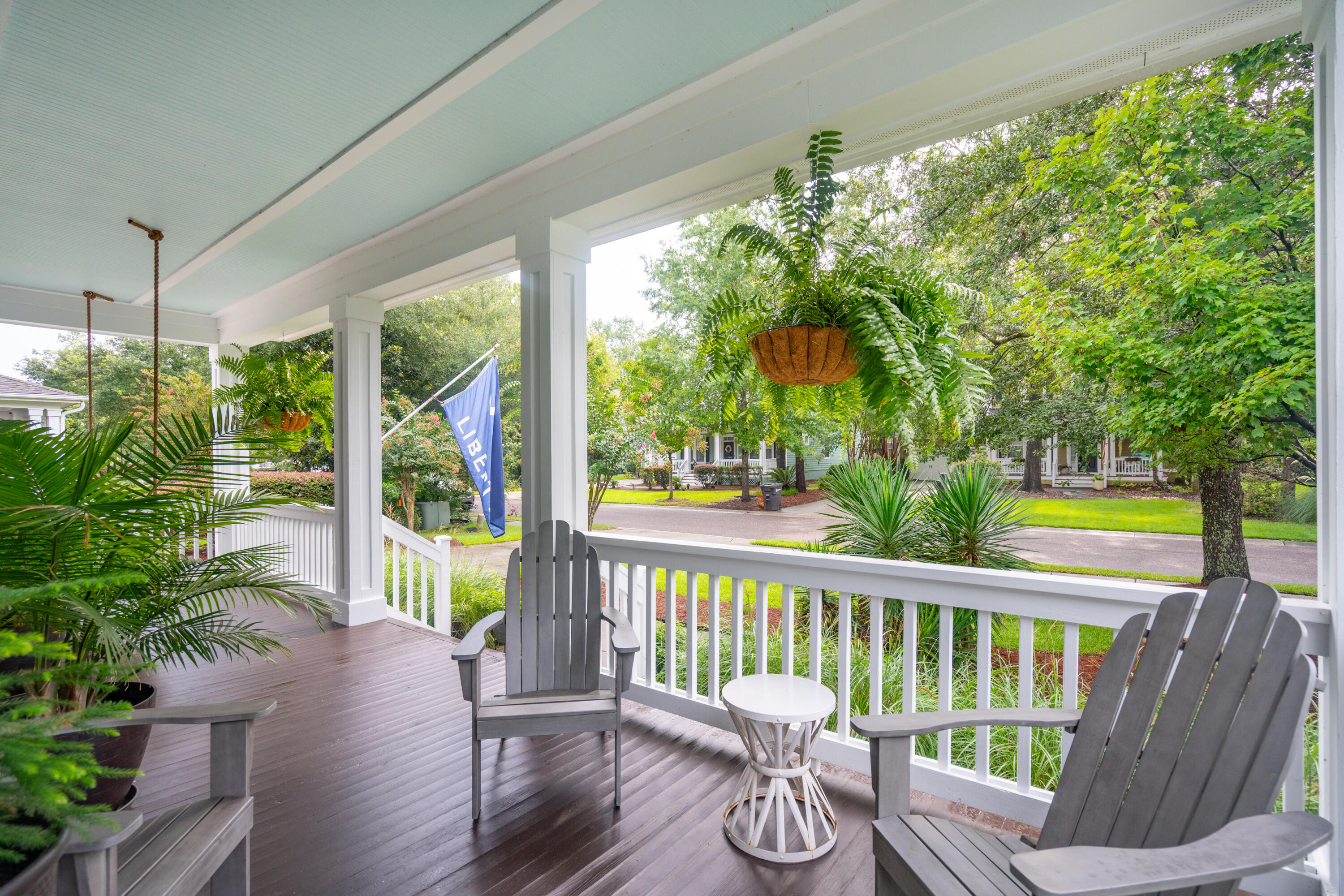 1860 Hall Point Road Mount Pleasant, SC 29466 - Photo 4 of 54 Front Porch