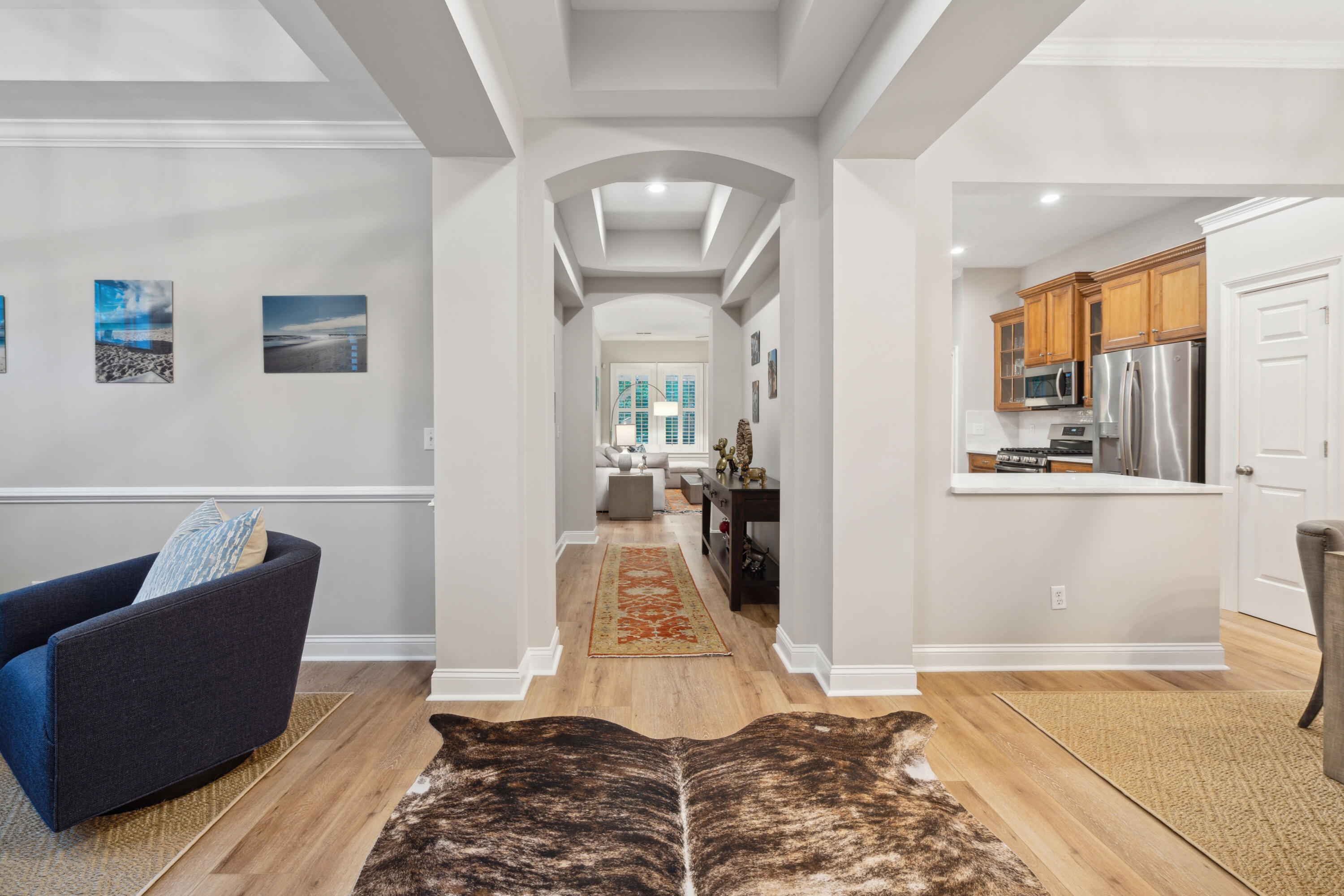 1860 Hall Point Road Mount Pleasant, SC 29466 - Photo 6 of 54 Entry