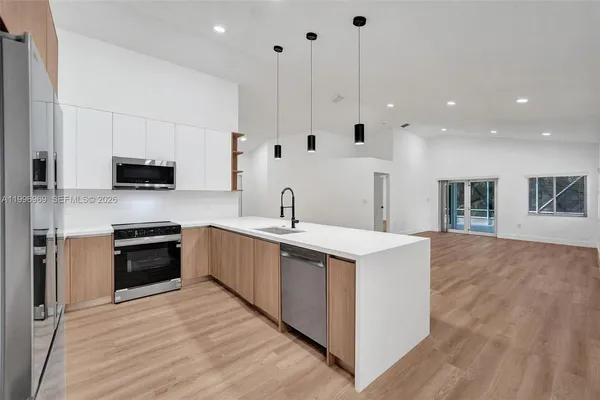 $639,900 | 10153 Northwest 3rd Court, Plantation, FL 33324