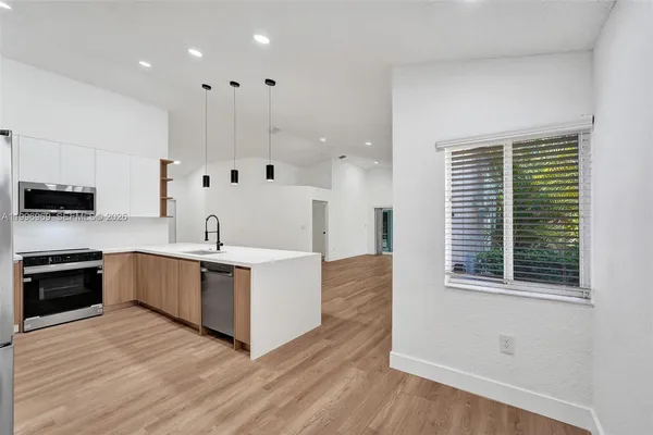 $639,900 | 10153 Northwest 3rd Court, Plantation, FL 33324