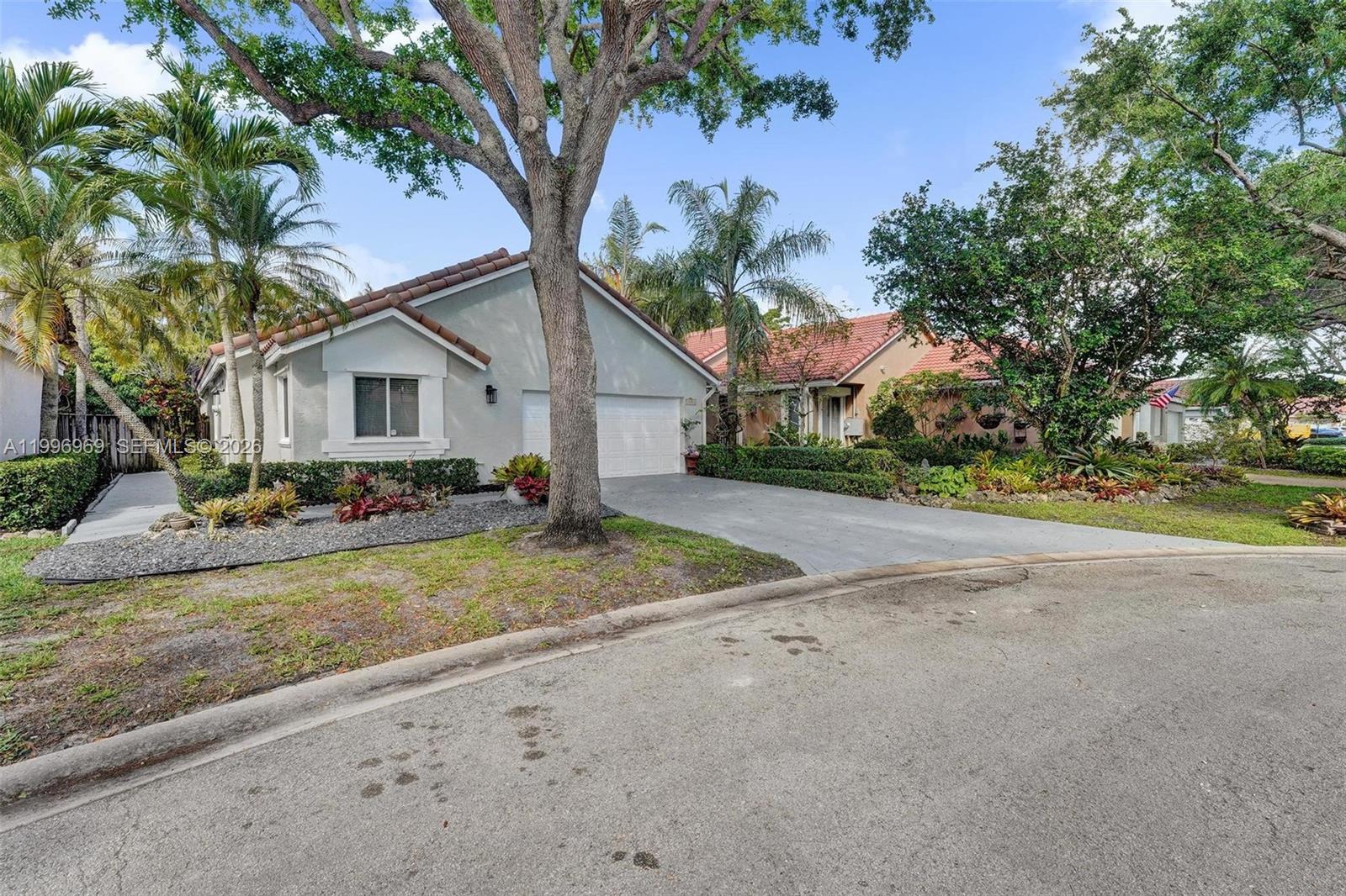 10153 Northwest 3rd Court Plantation, FL 33324 - Photo 6 of 82