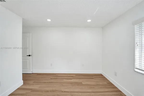 $639,900 | 10153 Northwest 3rd Court, Plantation, FL 33324