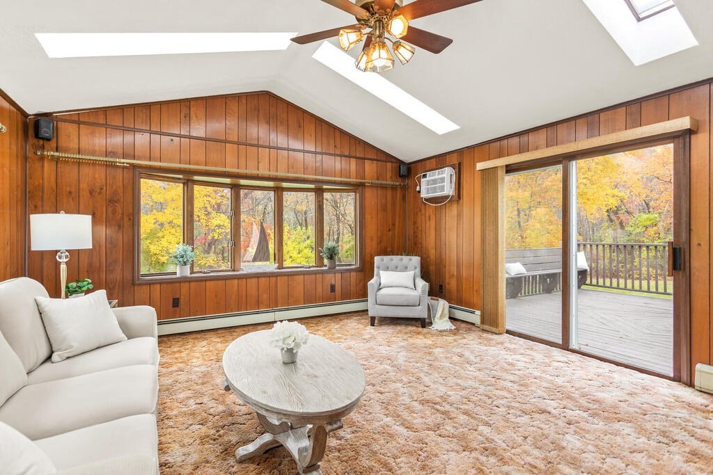 6 Barbara Circle Burlington, MA 01803 - Photo 15 of 32