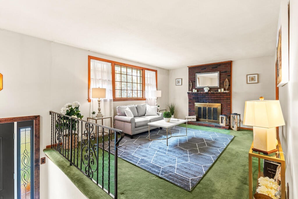 6 Barbara Circle Burlington, MA 01803 - Photo 5 of 32