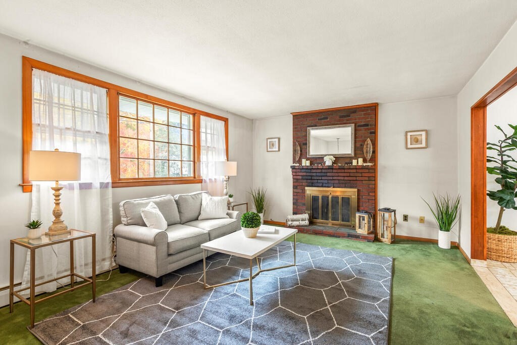 6 Barbara Circle Burlington, MA 01803 - Photo 6 of 32