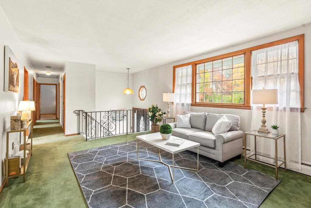 6 Barbara Circle Burlington, MA 01803 - Photo 7 of 32