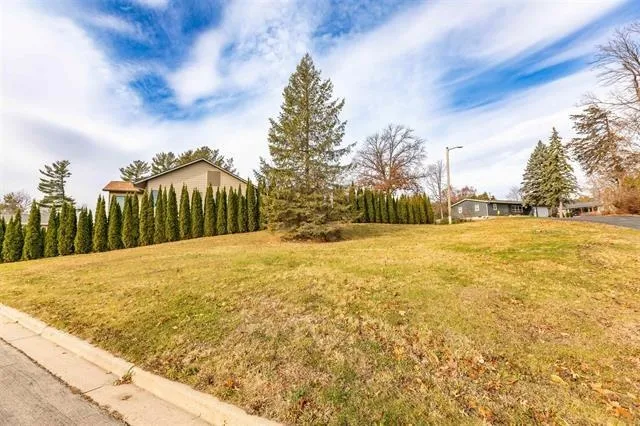 $28,600 | 5 Waite, Platteville, WI 53818