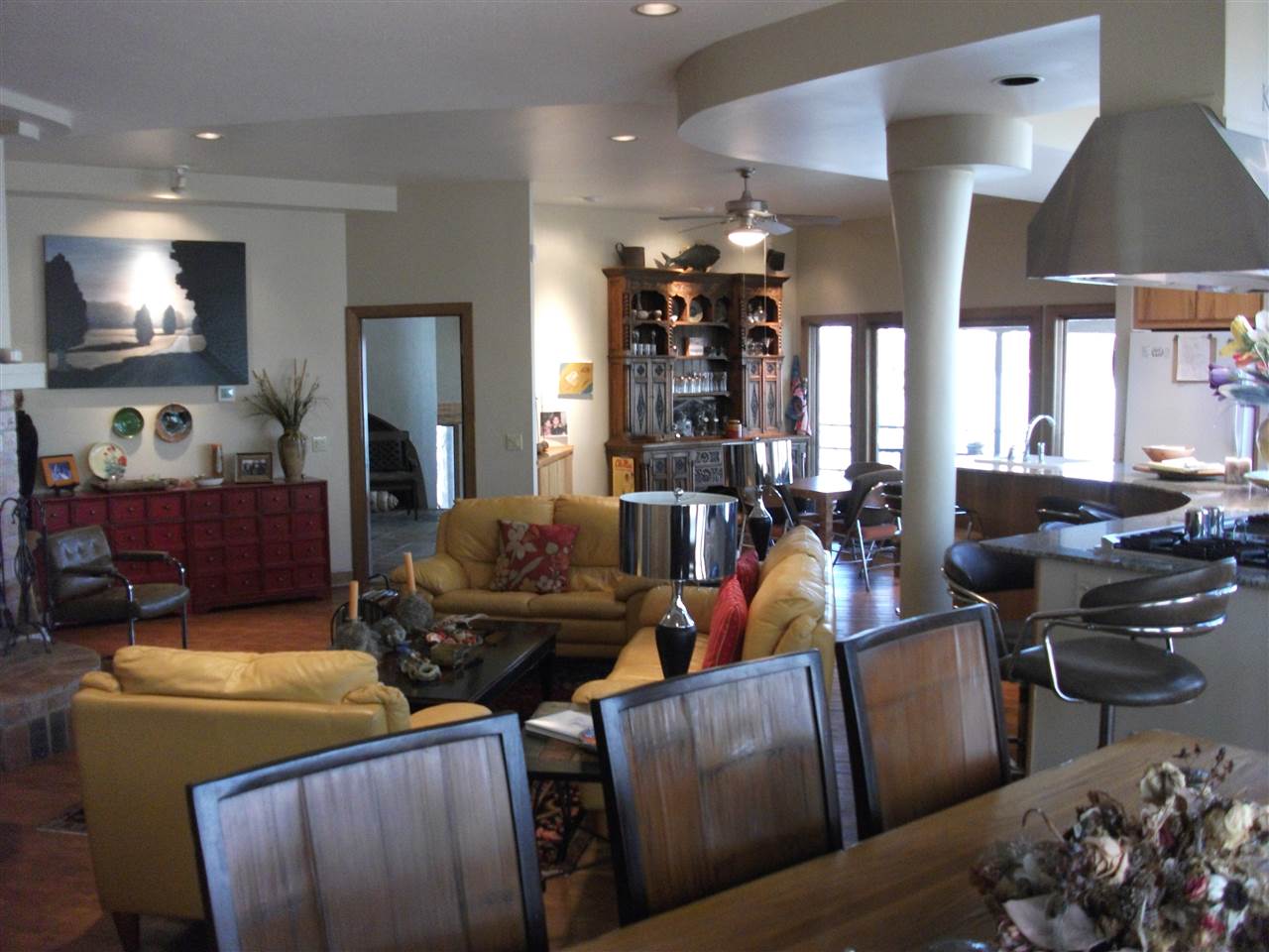 200 Eagle View Drive Cherokee, AL 35616 - Photo 9 of 34 a living room with furniture and wooden floor