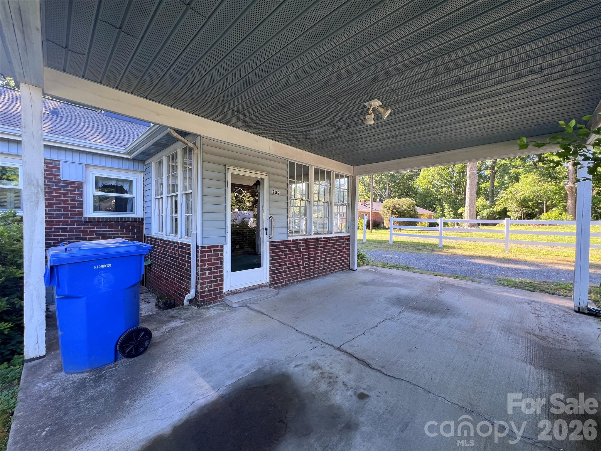 209 South Roxford Road Kings Mountain, NC 28086 - Photo 33 of 38