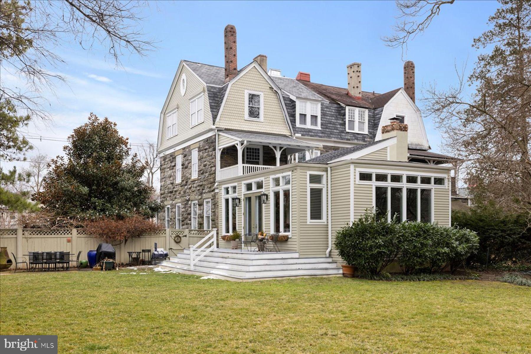 203 West Highland Ave  