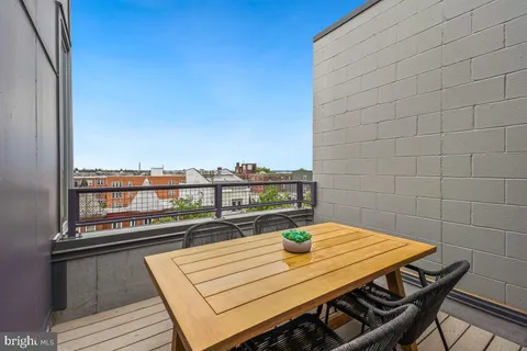 $1,125,000 | 1443 Chapin Street Northwest, Unit 401, Washington, DC 20009
