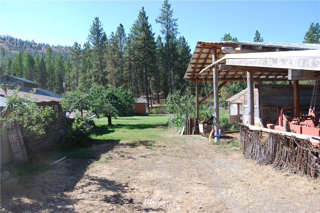 225 Patterson Creek Road Tonasket, WA 98855 - Photo 3 of 21 Gallery Image 3
