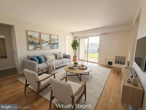 $2,400 | 7763 New Providence Drive, Unit 53, Falls Church, VA 22042