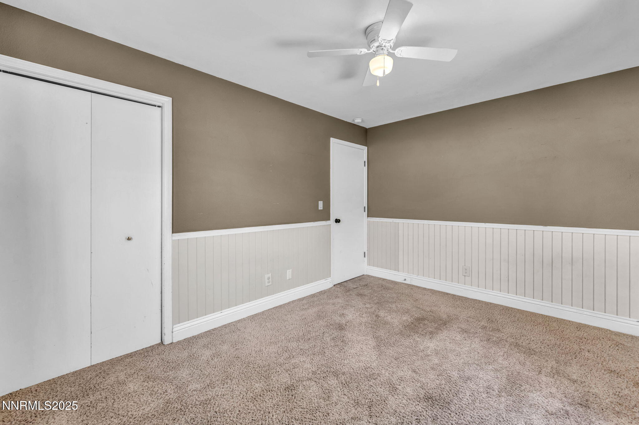 4210 Magnolia Road Fallon, NV 89406 - Photo 36 of 66 a view of an empty room with a window