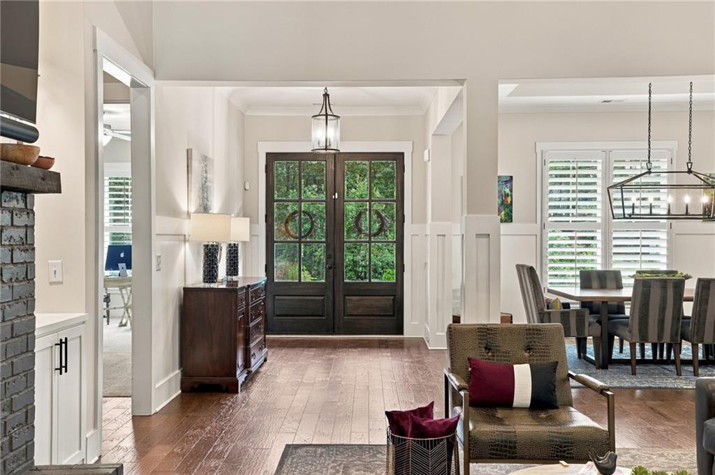 565 Mountain Road Woodstock, GA 30188 - Photo 4 of 48 Gallery Image 4