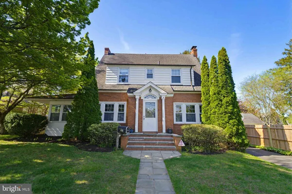 $565,000 | 305 Wischman Avenue, Oreland, PA 19075