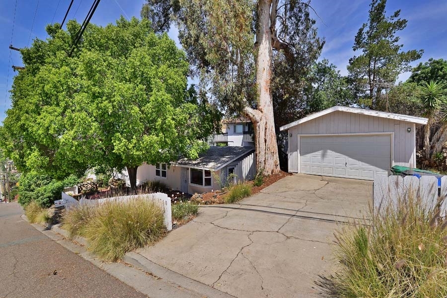 9708 Apple Street Spring Valley, CA 91977 - Photo 2 of 25 Gallery Image 2