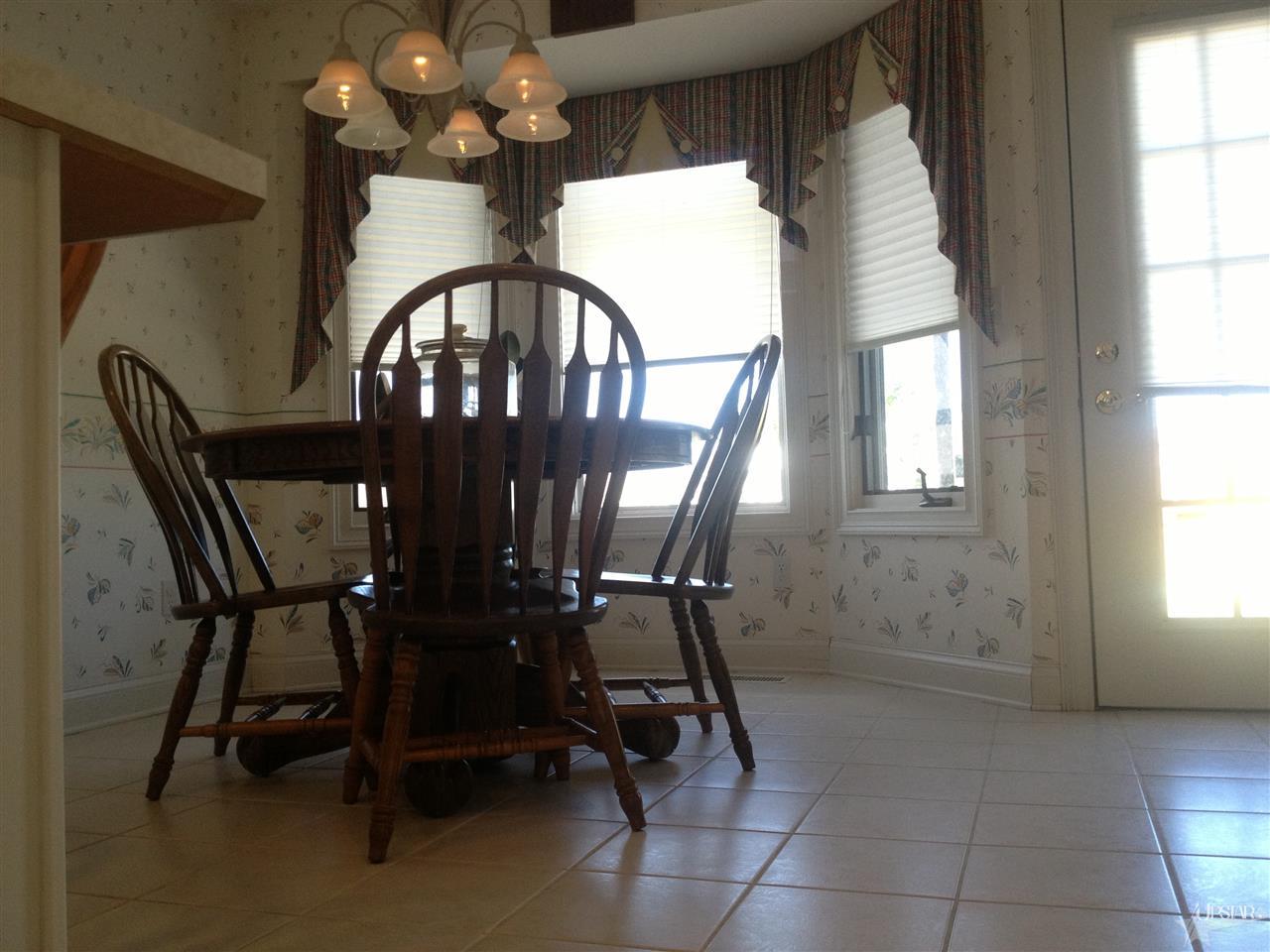301 Hunters Ridge Auburn, IN 46706 - Photo 14 of 30 Gallery Image 14