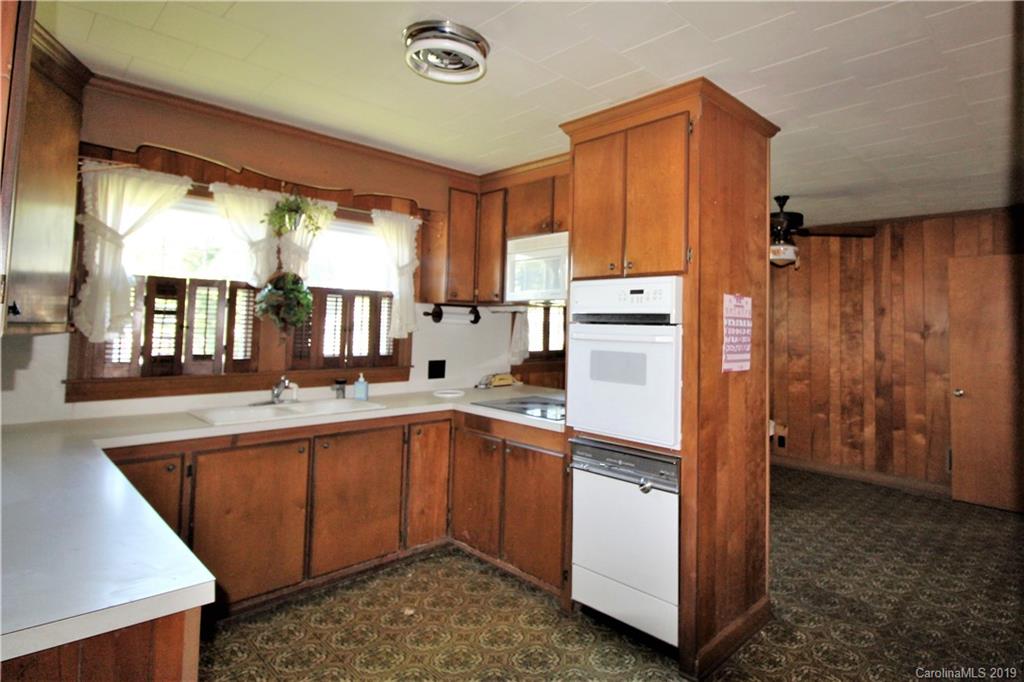405 Jackson Park Road Kannapolis, NC 28083 - Photo 6 of 25 Gallery Image 6