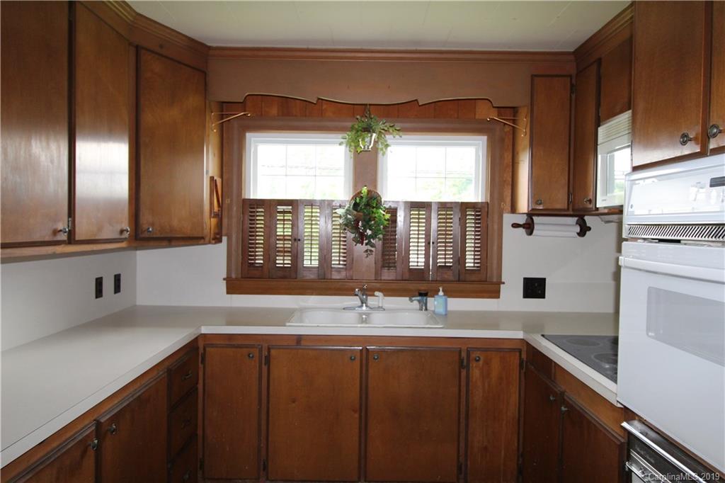 405 Jackson Park Road Kannapolis, NC 28083 - Photo 10 of 25 Gallery Image 10
