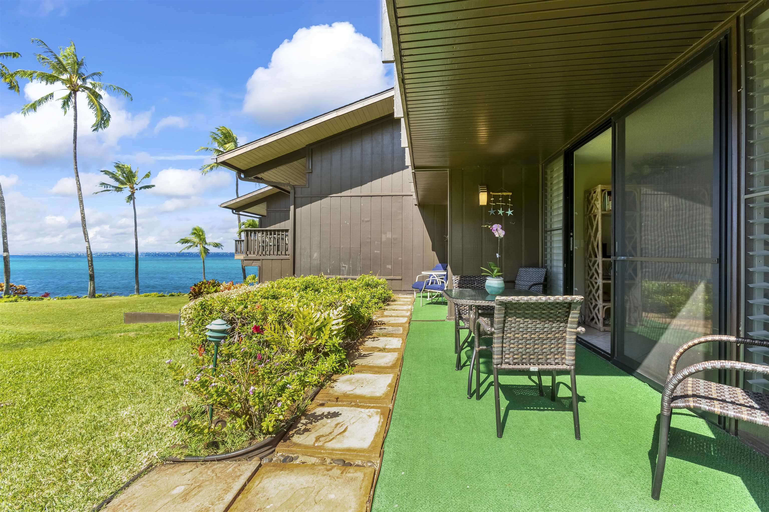 4057 Lower Honoapiilani Road, Unit 106 Lahaina, HI 96761 - Photo 3 of 27 Gallery Image 3