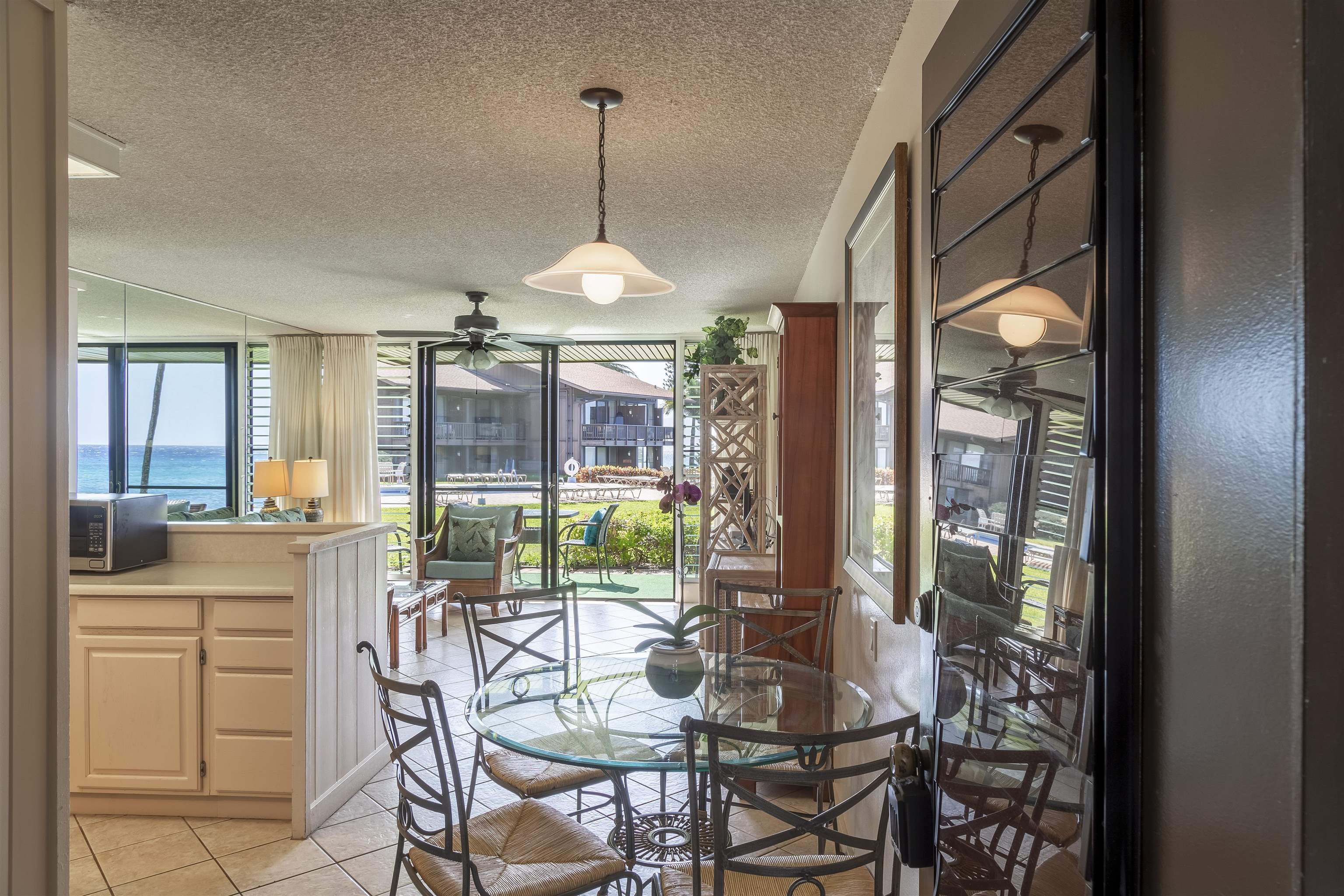 4057 Lower Honoapiilani Road, Unit 106 Lahaina, HI 96761 - Photo 10 of 27 Gallery Image 10