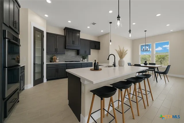 $674,000 | 257 Private Road 2774, Mico, TX 78056