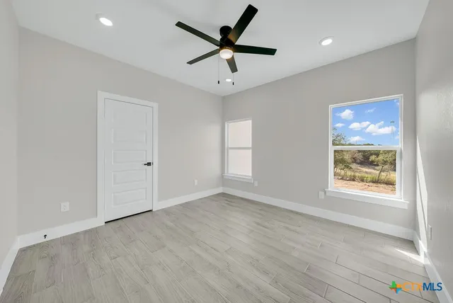 $674,000 | 257 Private Road 2774, Mico, TX 78056