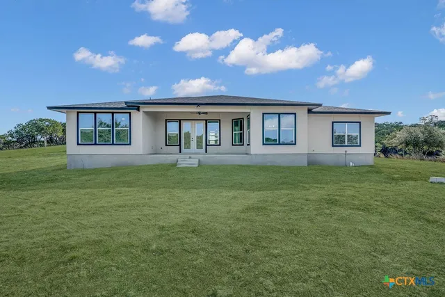 $674,000 | 257 Private Road 2774, Mico, TX 78056