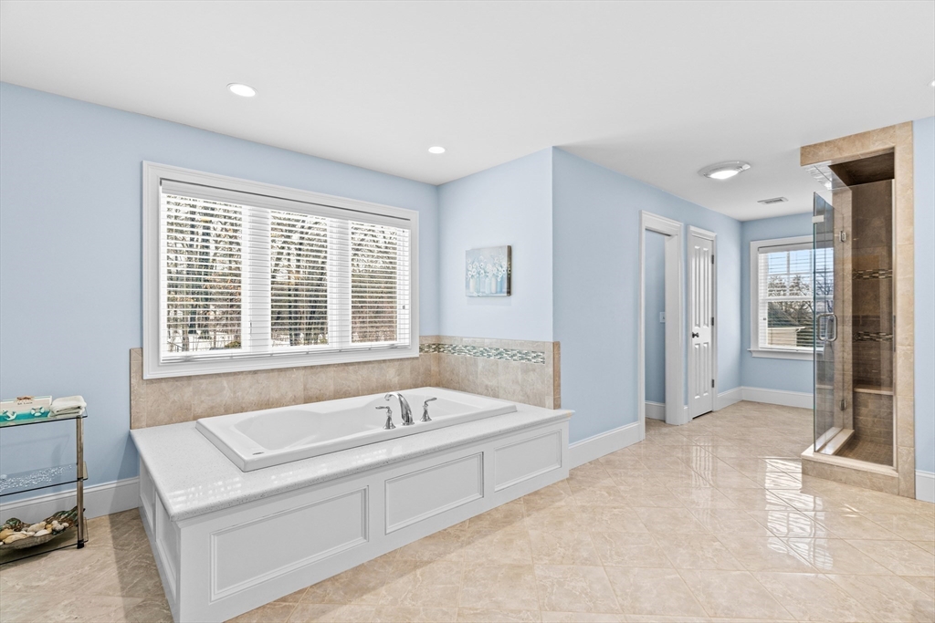 10 Crisileo Way Canton, MA 02021 - Photo 21 of 40