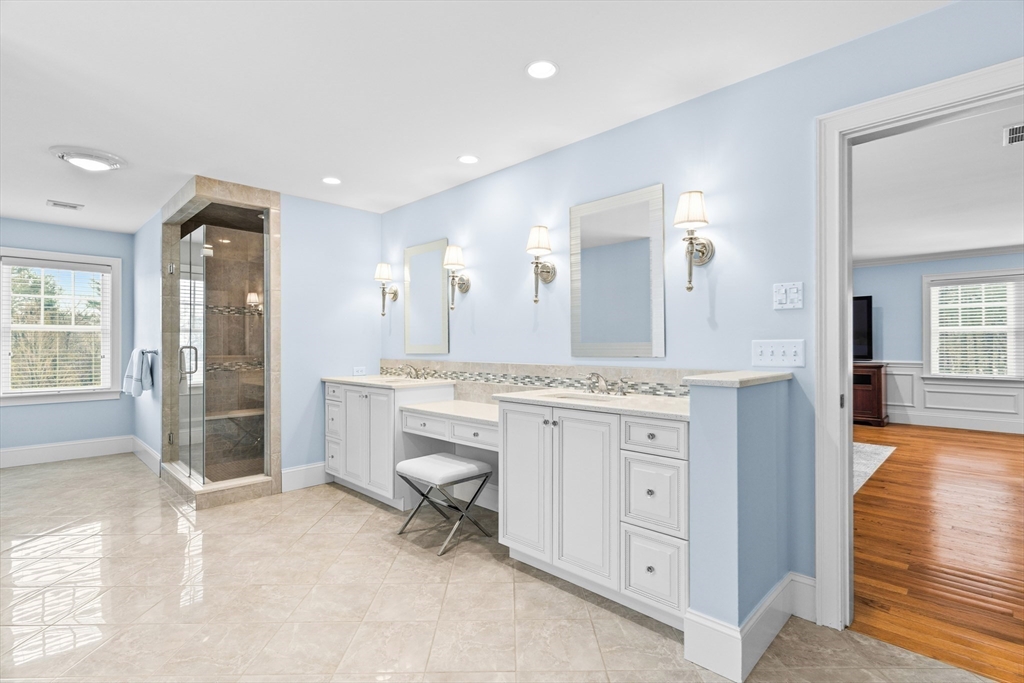 10 Crisileo Way Canton, MA 02021 - Photo 22 of 40