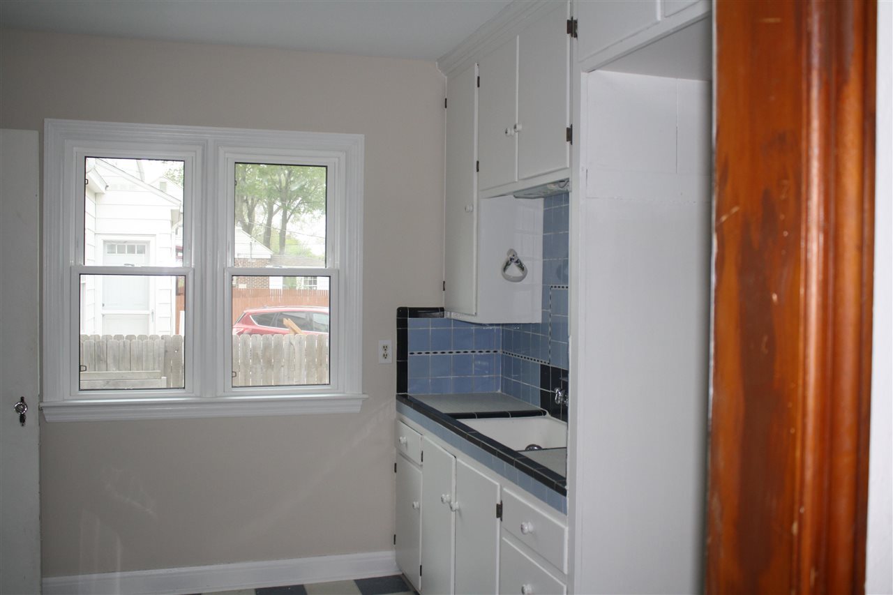 2114 Pierce Street Flint, MI 48503 - Photo 21 of 41