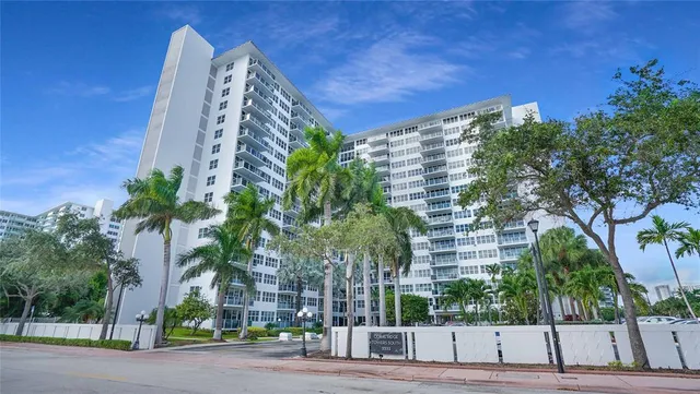 $249,000 | 3333 Northeast 34th Street, Unit 109, Fort Lauderdale, FL 33308