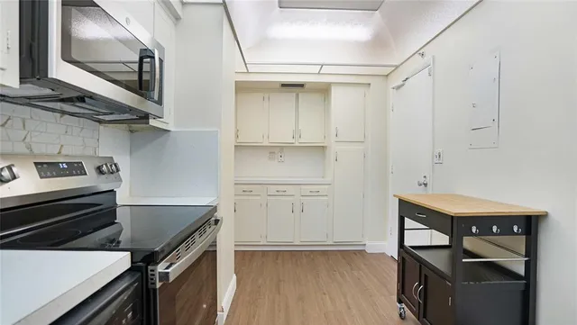 $249,000 | 3333 Northeast 34th Street, Unit 109, Fort Lauderdale, FL 33308