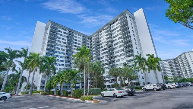 $249,000 | 3333 Northeast 34th Street, Unit 109, Fort Lauderdale, FL 33308