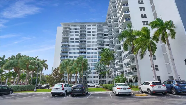 $249,000 | 3333 Northeast 34th Street, Unit 109, Fort Lauderdale, FL 33308