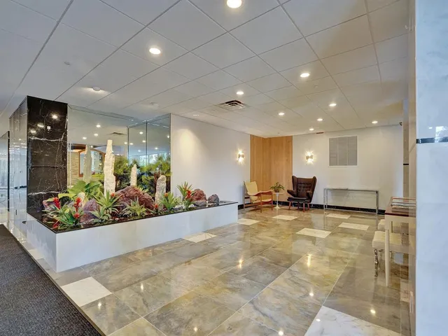 $249,000 | 3333 Northeast 34th Street, Unit 109, Fort Lauderdale, FL 33308