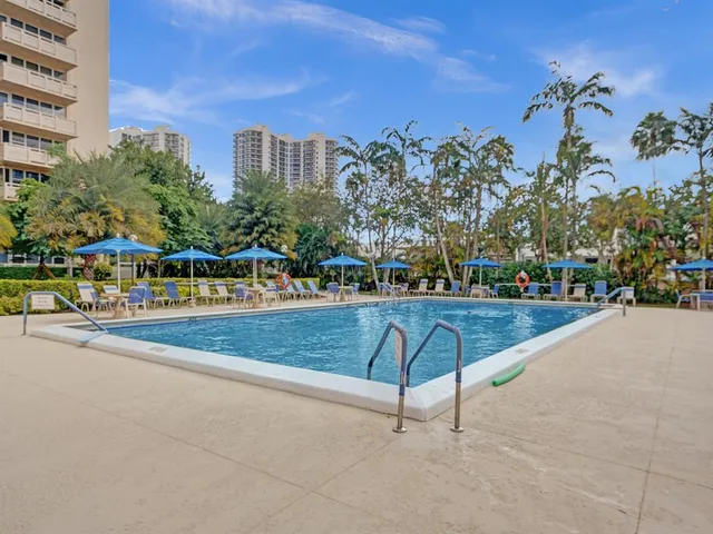 $249,000 | 3333 Northeast 34th Street, Unit 109, Fort Lauderdale, FL 33308