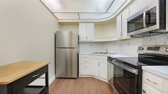 $249,000 | 3333 Northeast 34th Street, Unit 109, Fort Lauderdale, FL 33308