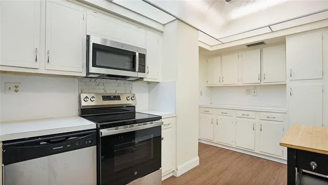 $249,000 | 3333 Northeast 34th Street, Unit 109, Fort Lauderdale, FL 33308