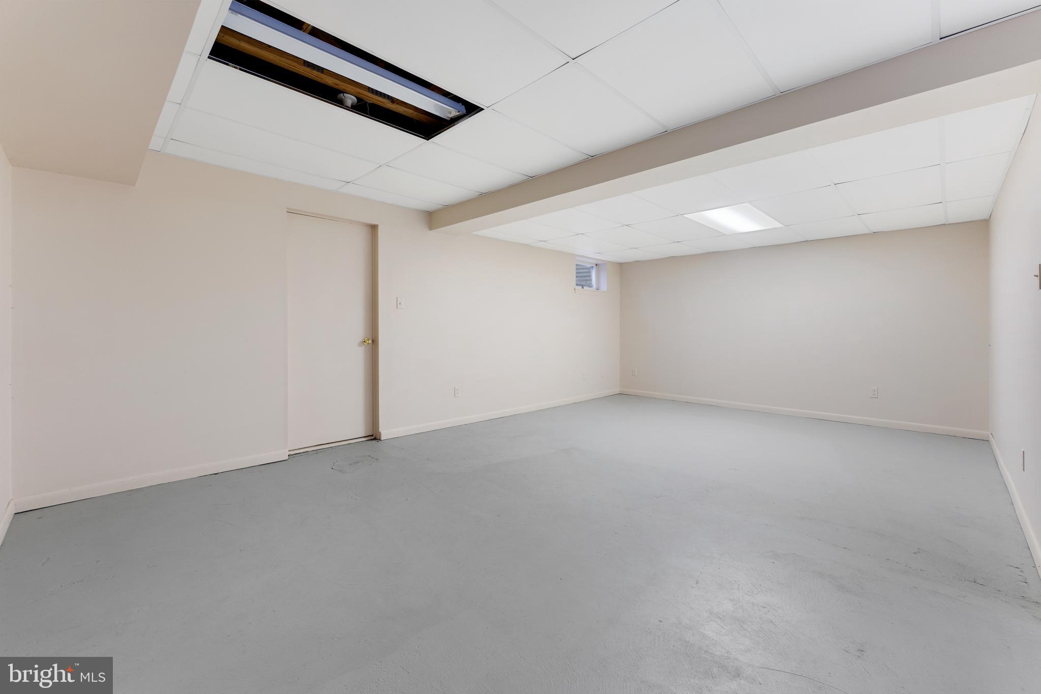 9304 Bellbeck Road Baltimore, MD 21234 - Photo 28 of 37 a view of an empty room