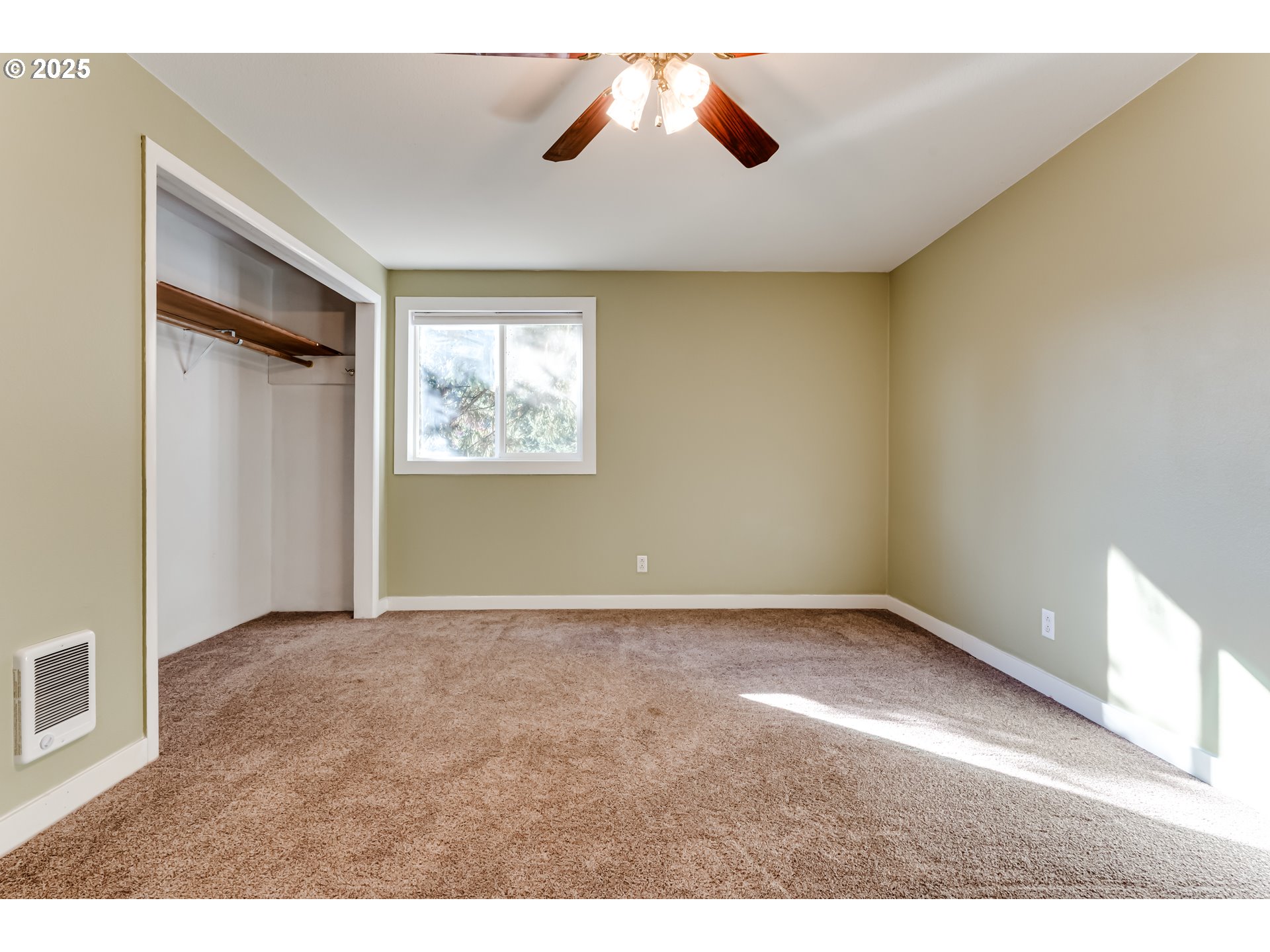 24531 Vaughn Road Veneta, OR 97487 - Photo 33 of 47 a view of an empty room and window