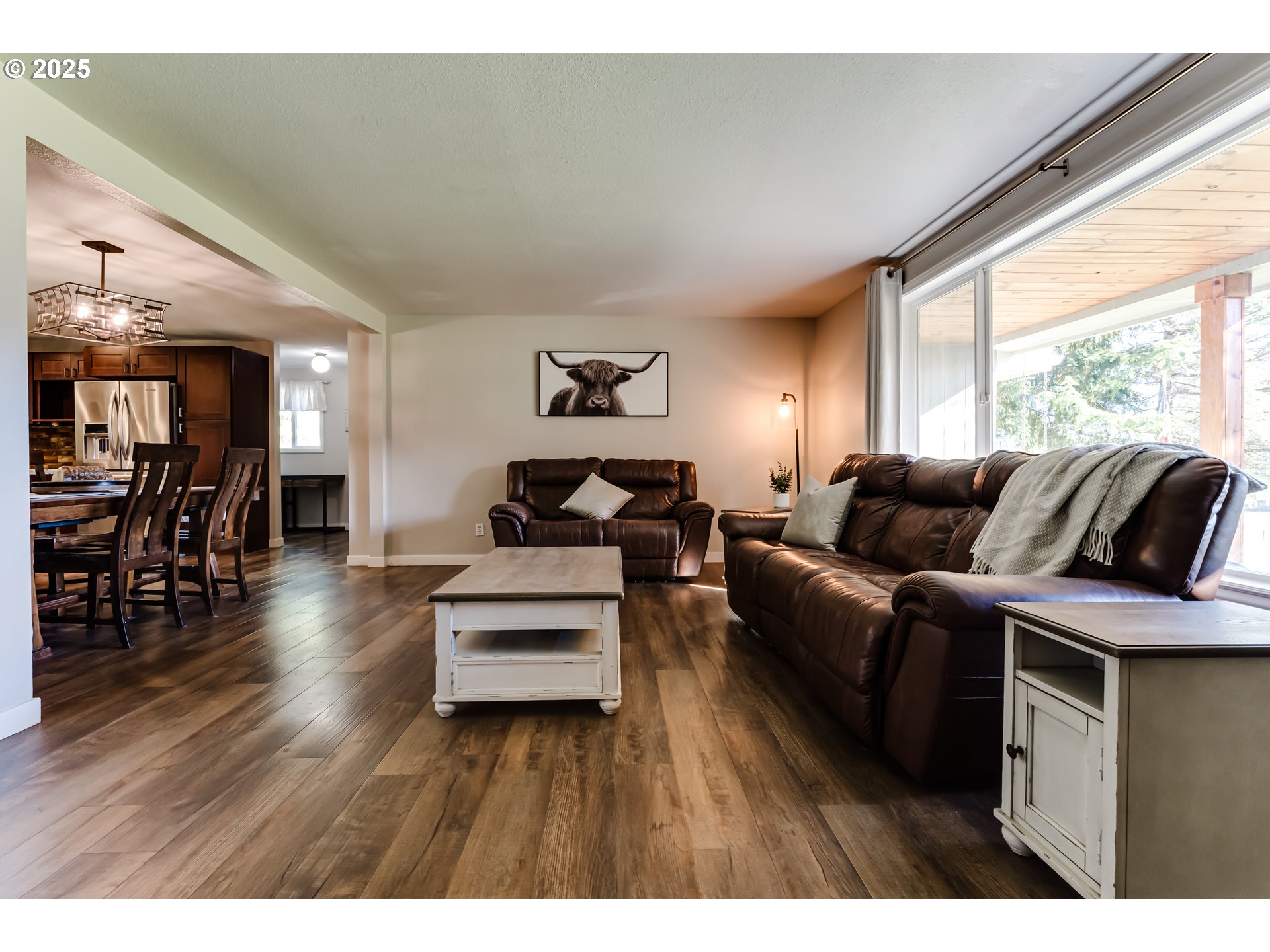 24531 Vaughn Road Veneta, OR 97487 - Photo 8 of 47 a living room with furniture and wooden floor