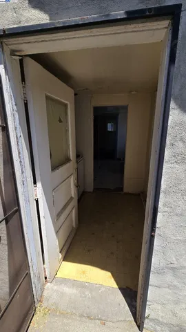 a view of an entryway