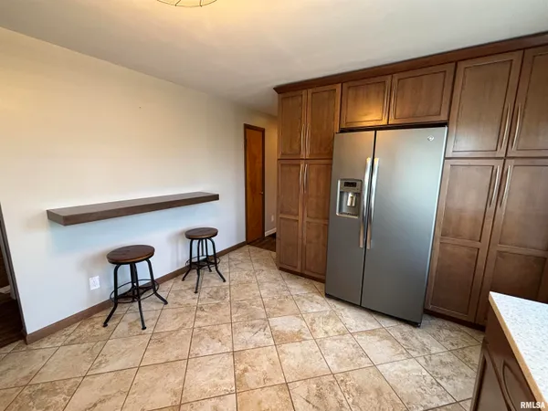 $159,900 | 1025 West Rich Street, Taylorville, IL 62568