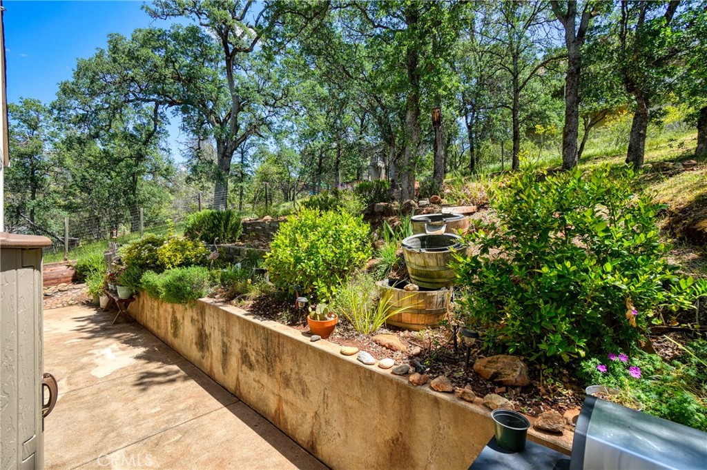 19220 Deer Hill Road Hidden Valley Lake, CA 95467 - Photo 24 of 41