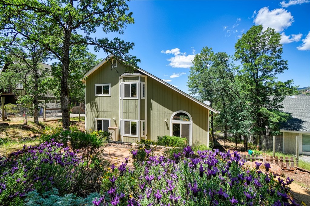 19220 Deer Hill Road Hidden Valley Lake, CA 95467 - Photo 26 of 41