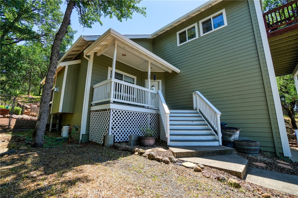 19220 Deer Hill Road Hidden Valley Lake, CA 95467 - Photo 4 of 41