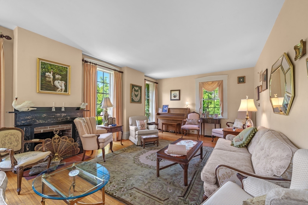 14 Poplar Street Danvers, MA 01923 - Photo 17 of 38