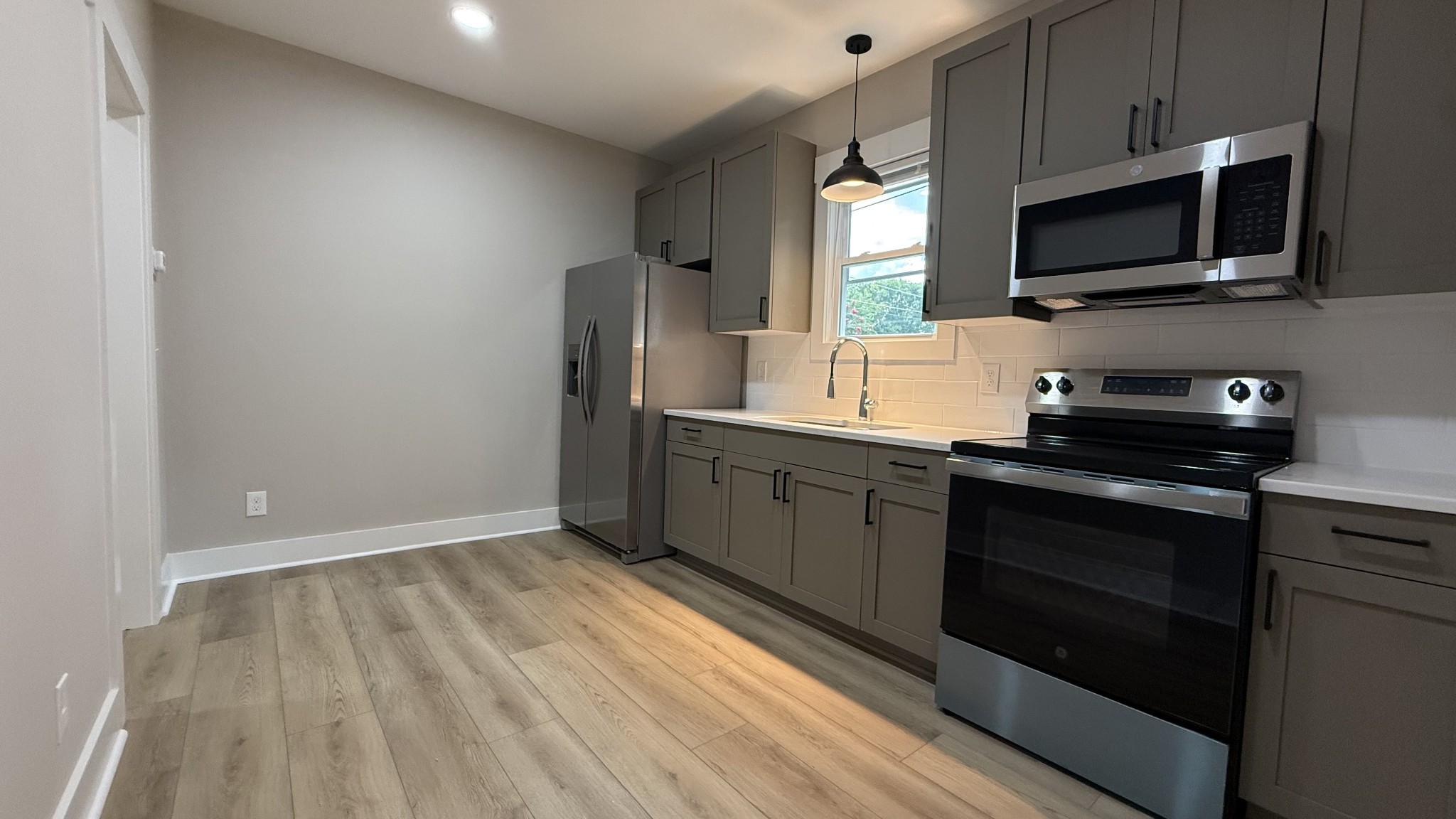 1225 North Spring Street, Unit B Murfreesboro, TN 37130 - Photo 15 of 29 Gallery Image 15